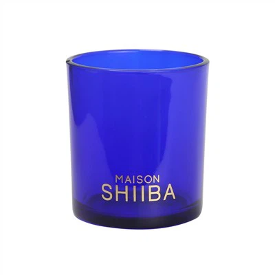 Sinised klaasist küünlapurgid